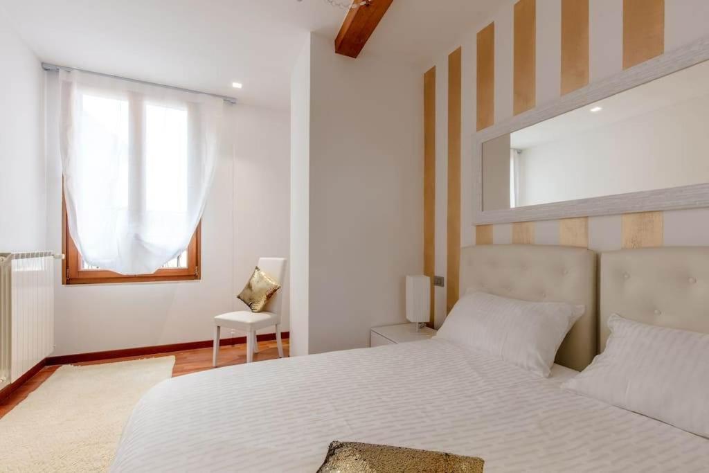 Palazzo Teatro Vecchio - Holiday suites Salò photo 2