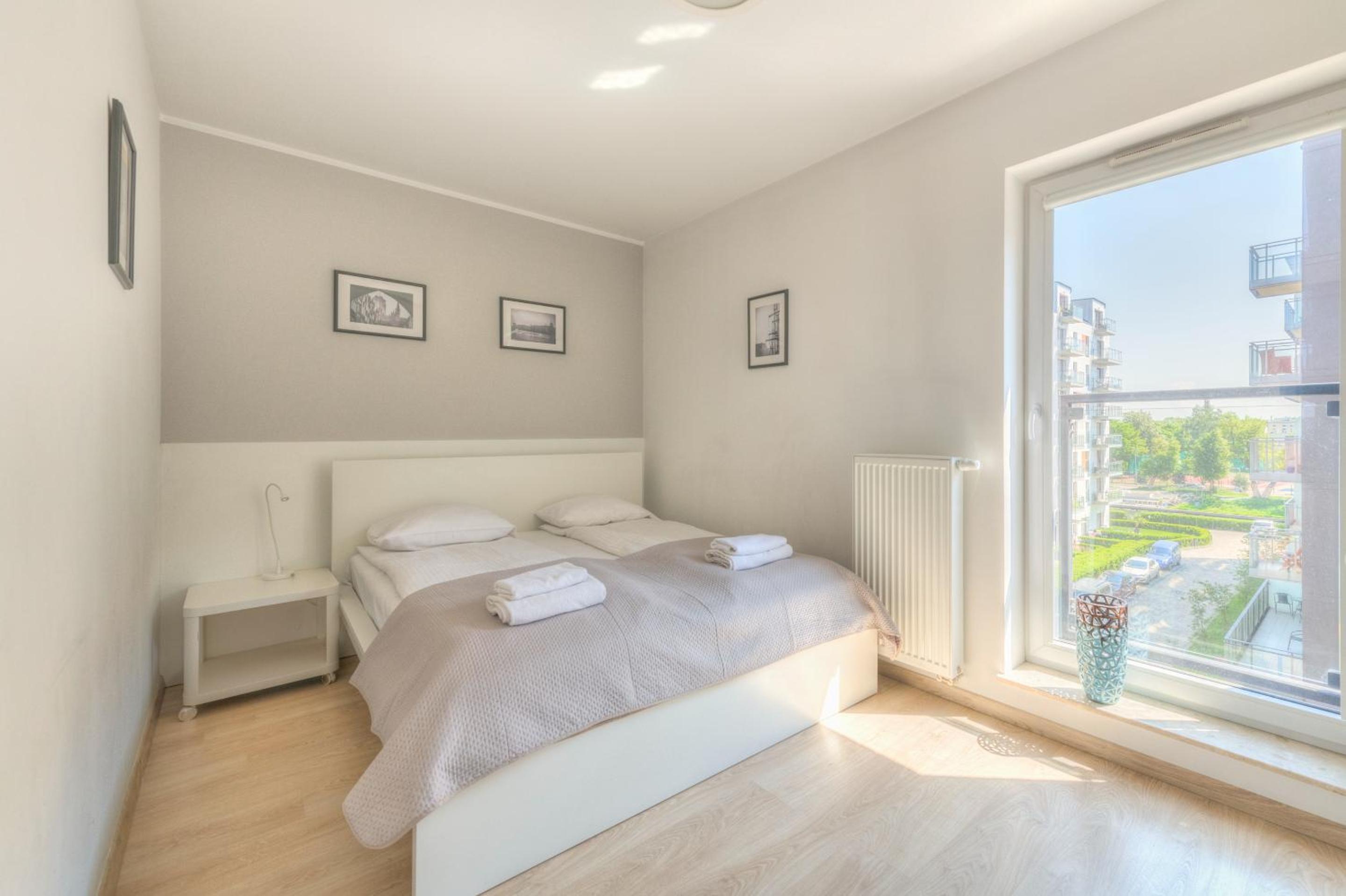 Apartments Chmielna Park by Noclegi Renters