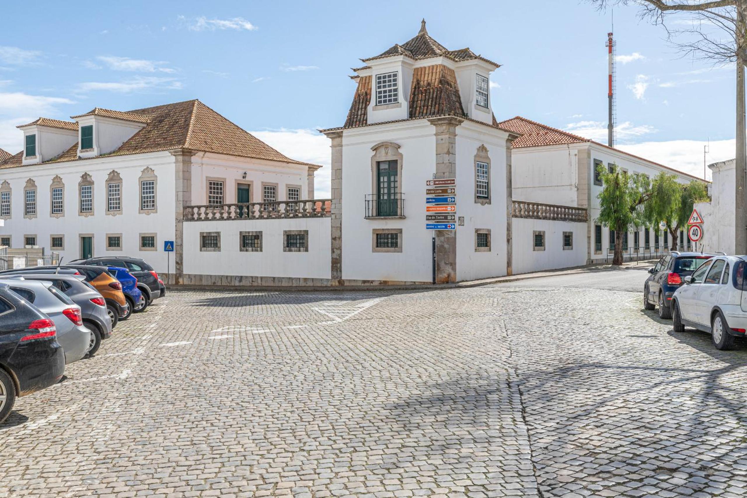 Casa Laurence-cozy 1 Bed House W Outside Terrace