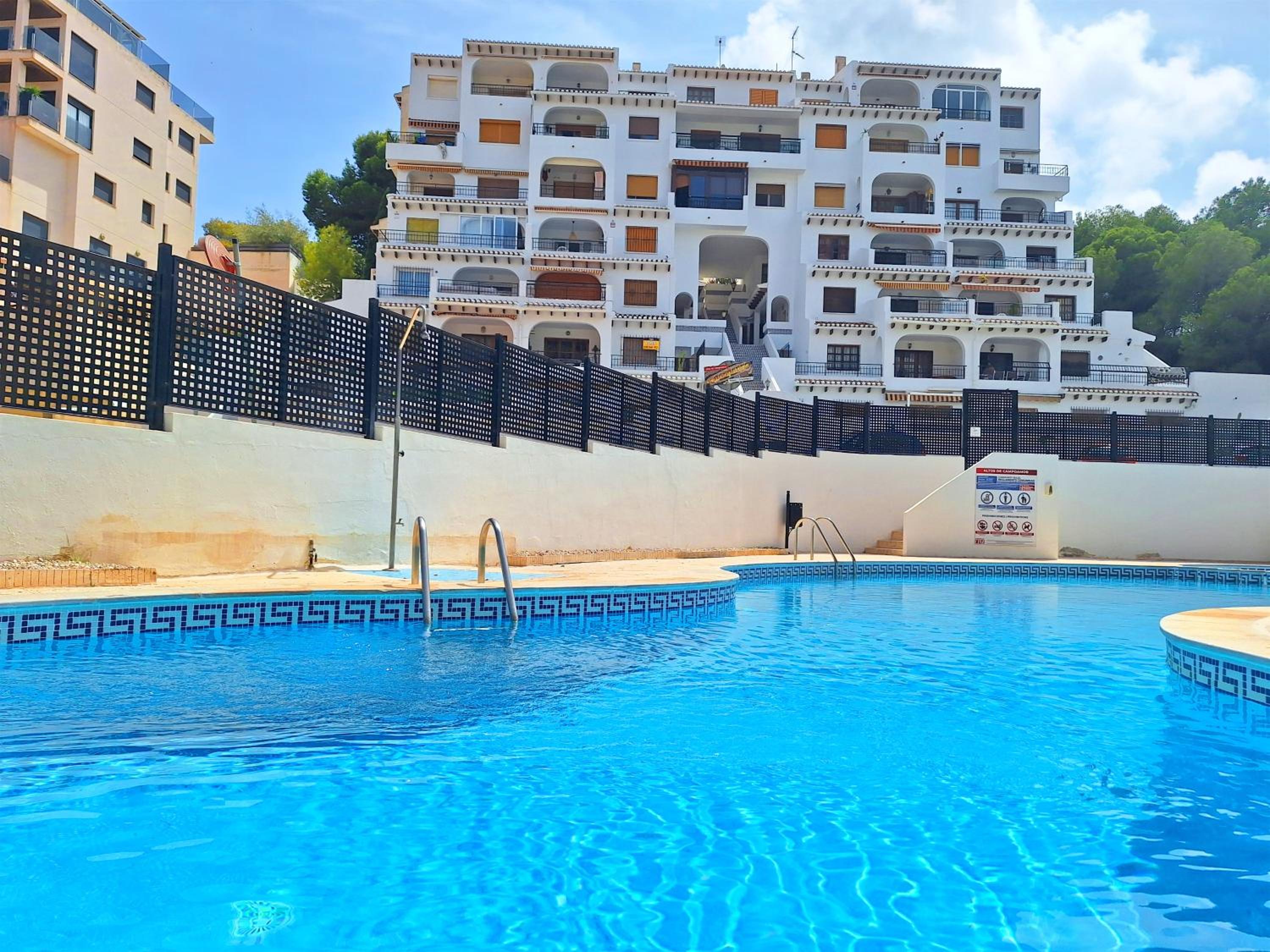 Vitamin SEA apt close to Campoamor beach