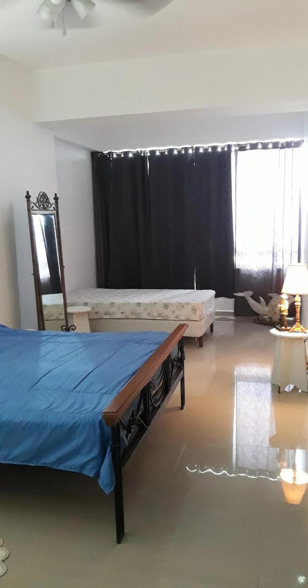 Cómoda habitacion privada con baño en piso compartido de 6 ambientes view 3