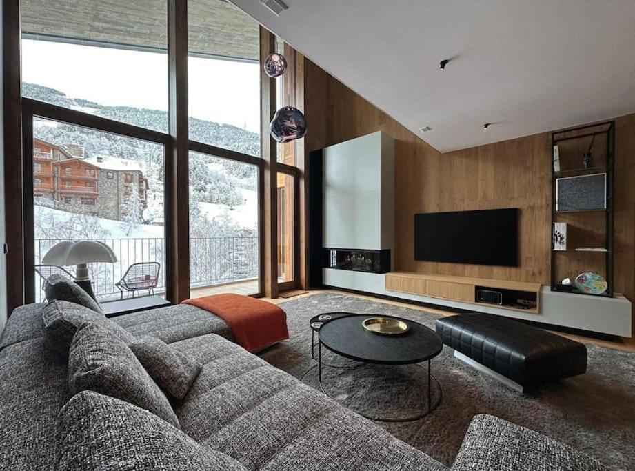 Isard Penthouse & Spa