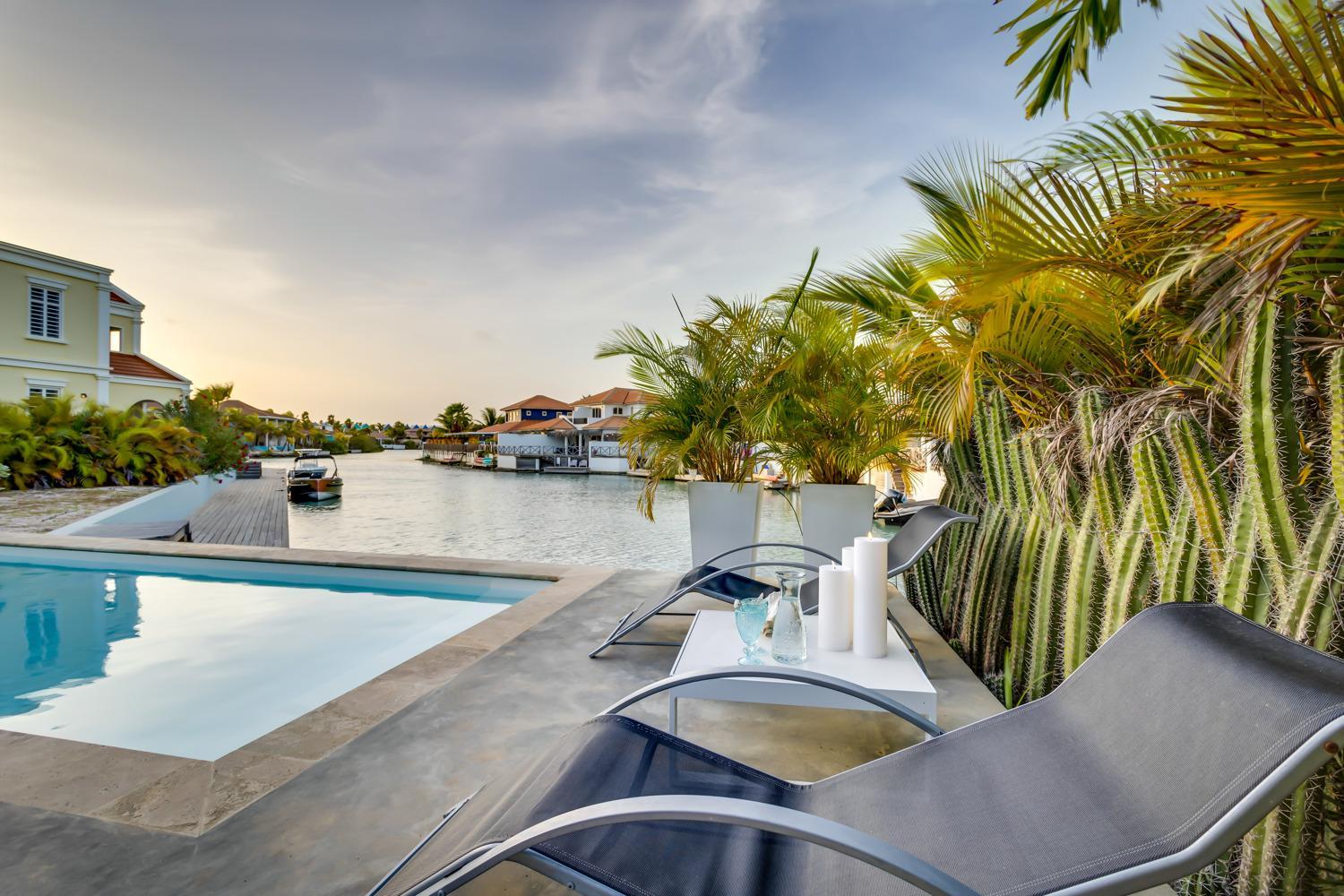 Kas Azul - New water front villa with private pool