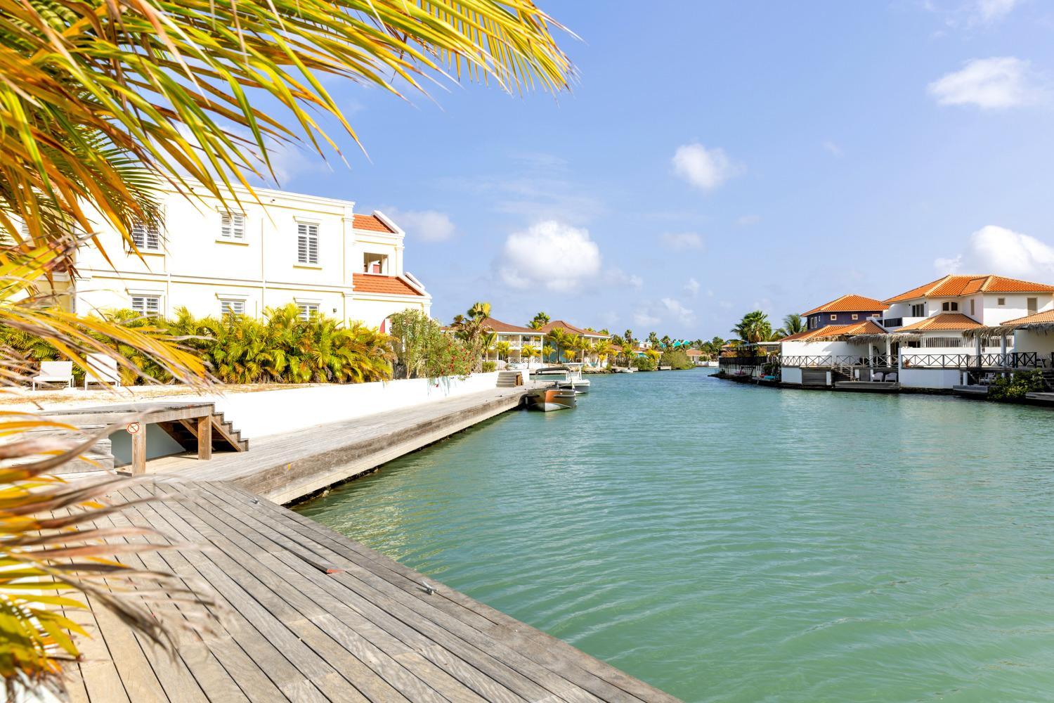 Kas Azul - New water front villa with private pool