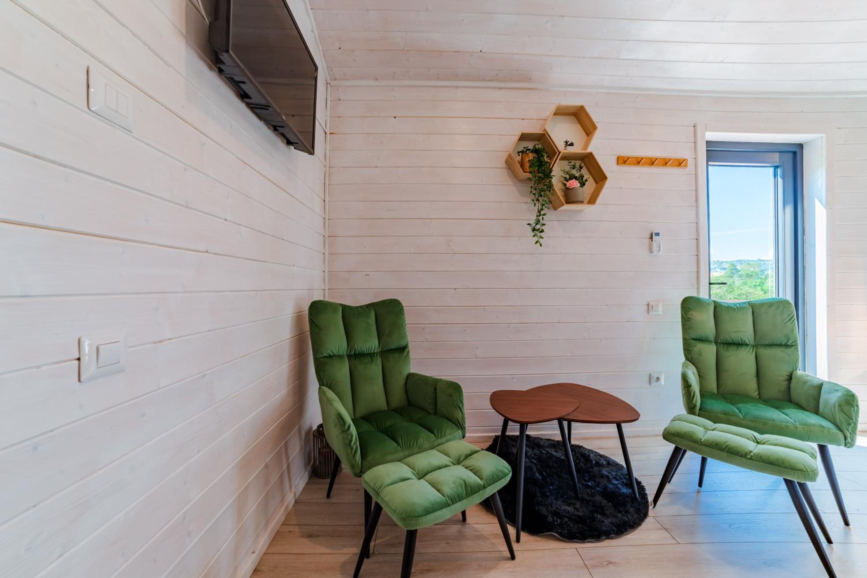 10 Min to Bran Castle Luxury Cabins