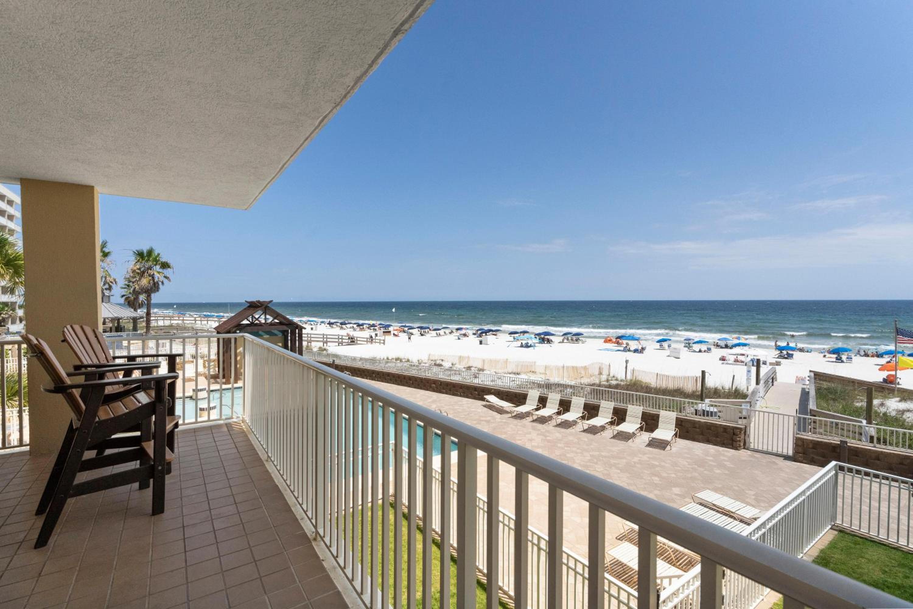 Romar Place 204 by Liquid Life view 4