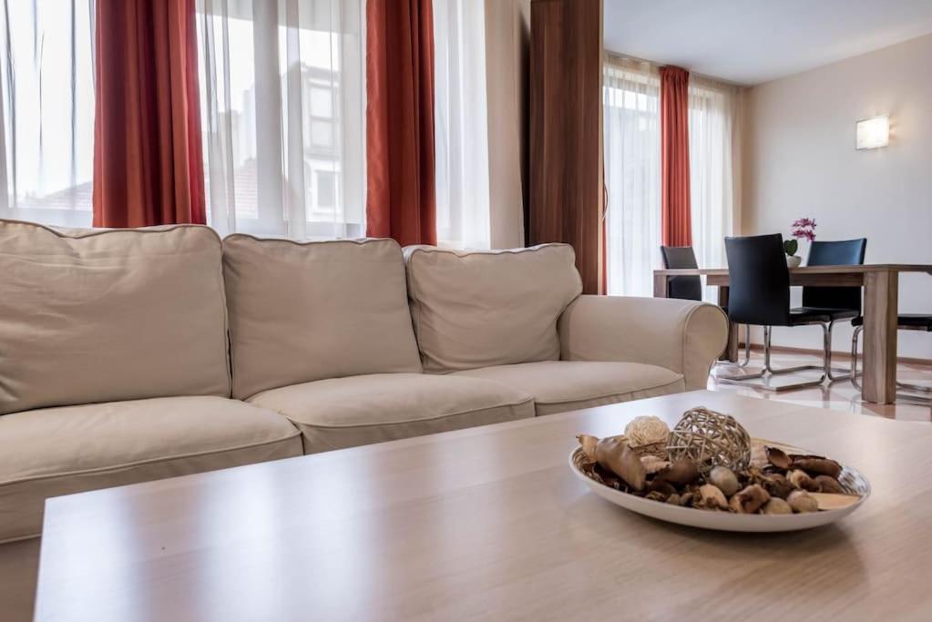 Belleville Apartment