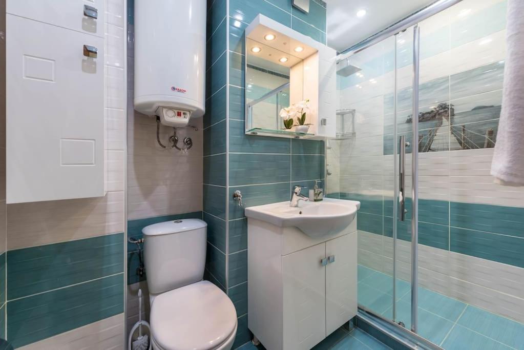 Belleville Apartment