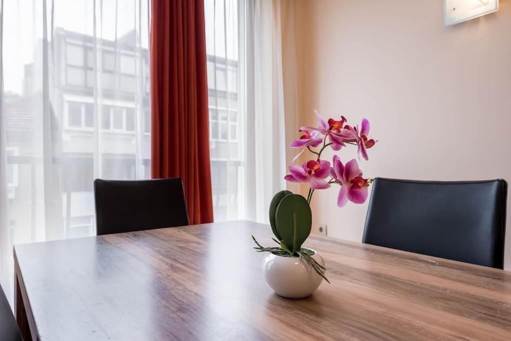 Belleville Apartment