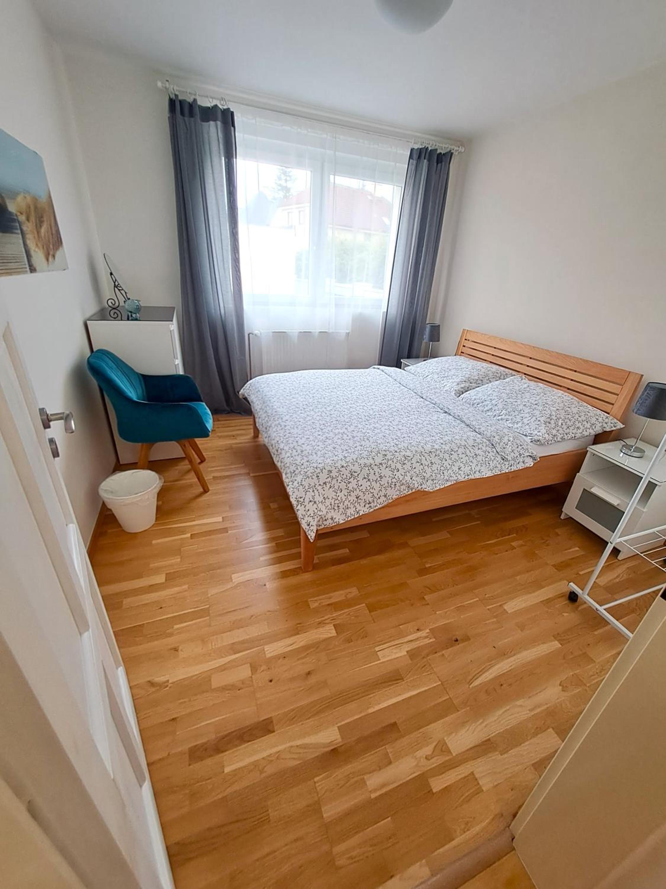 Apartmánový dům se zahradou v klidné části Prahy