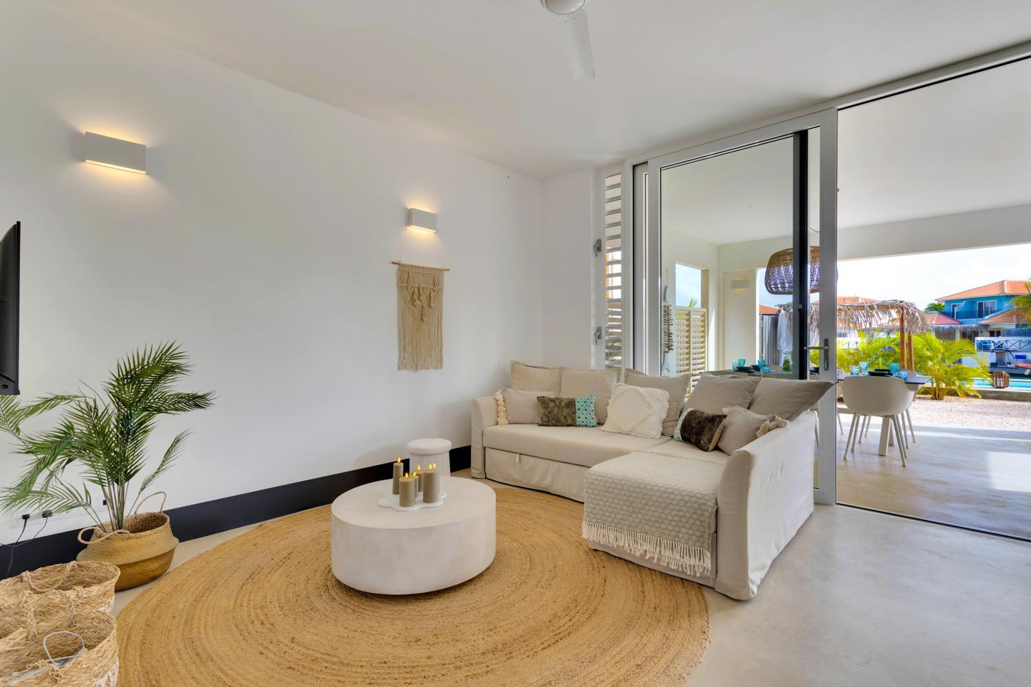 Kas Azul - New water front villa with private pool