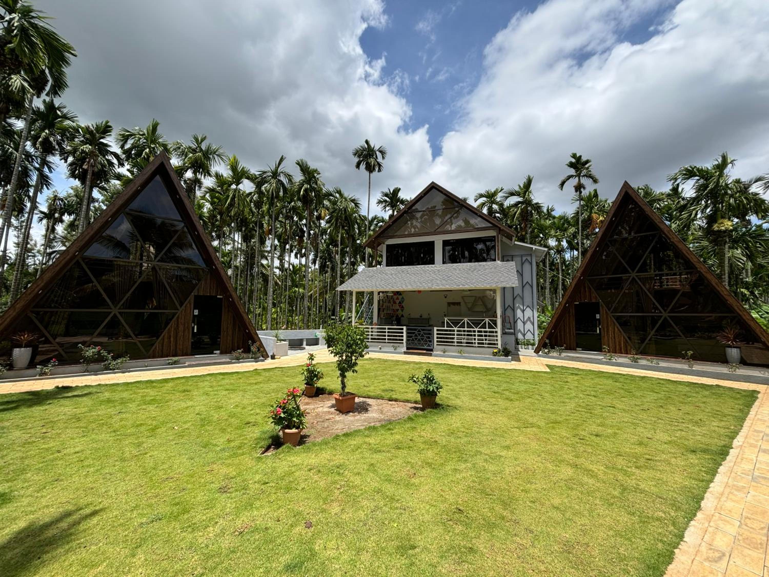 Sirivasa Homestay Chikmagalur