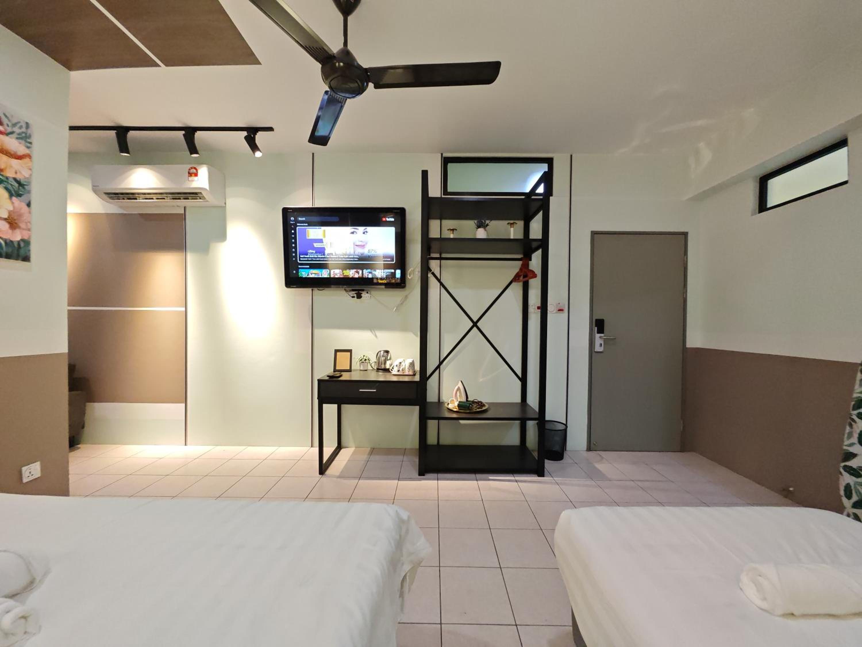 Kepayan Inn Kinabalu city view 2