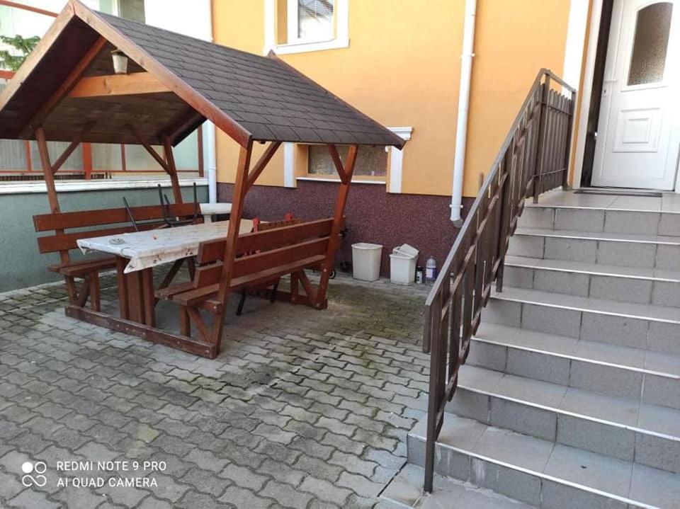 bsapartmanház