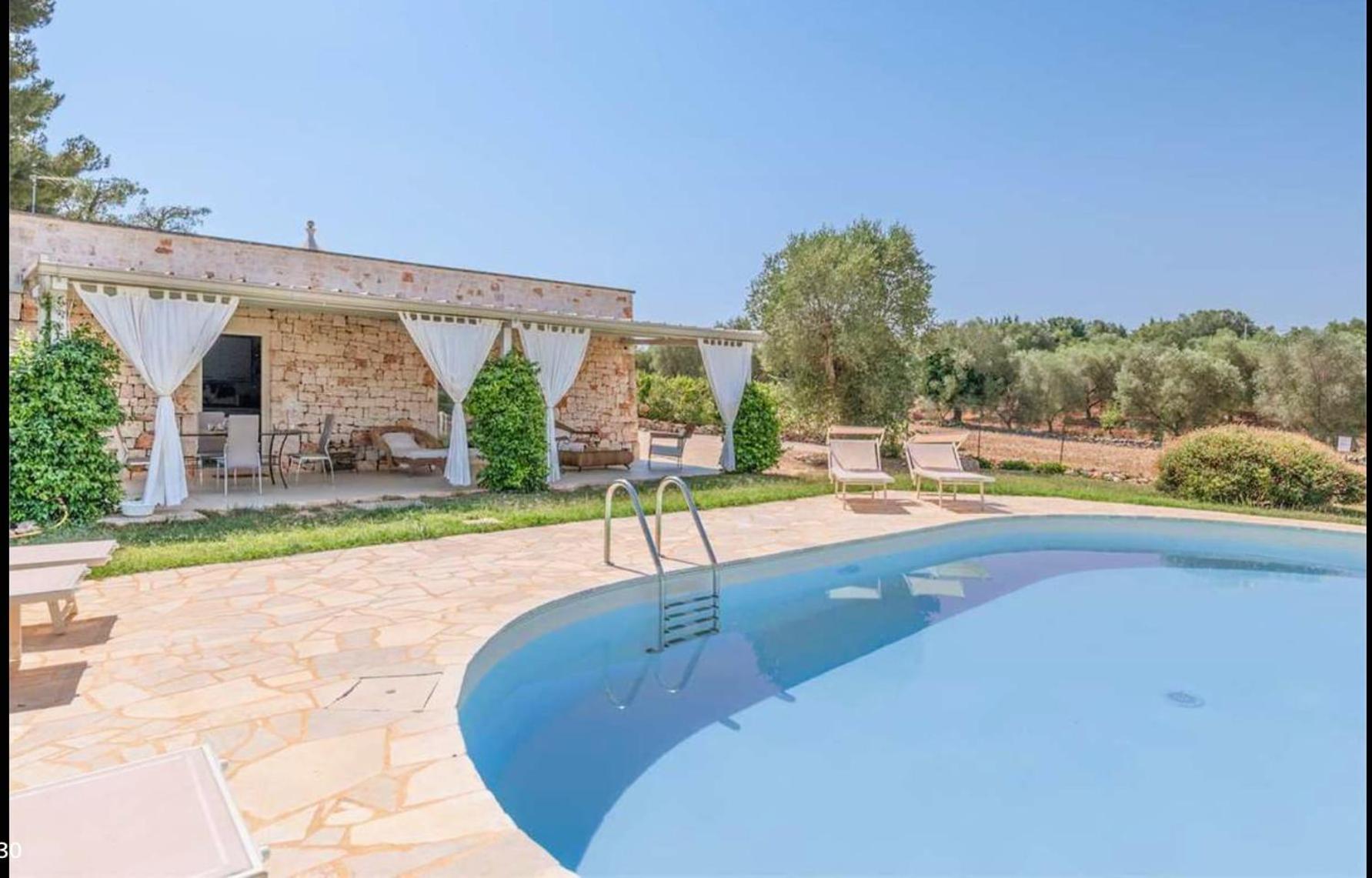 Trulli del '700 Deluxe LA REGINETTA view 3