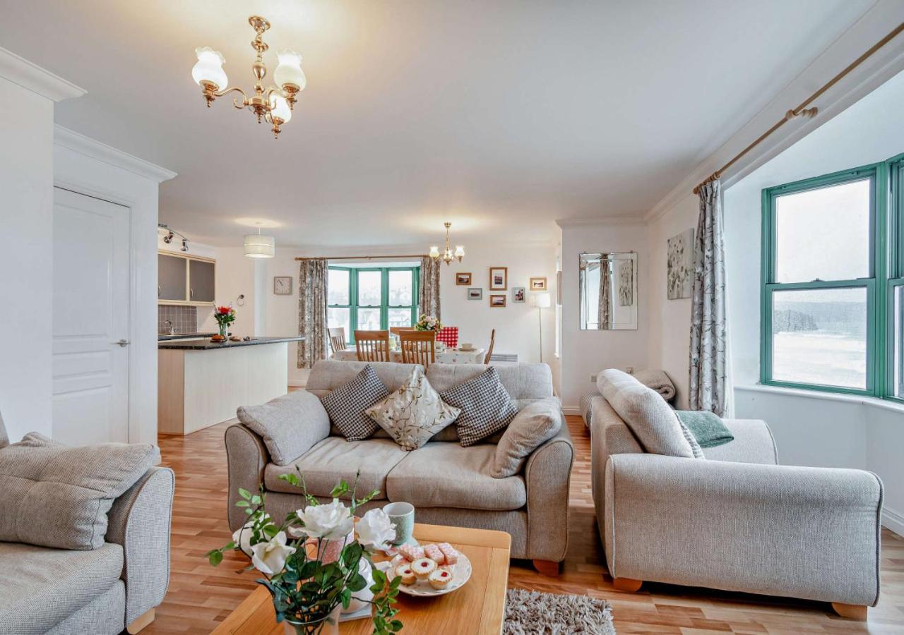 2 Bed in Broad Haven oc-s28021 view 2