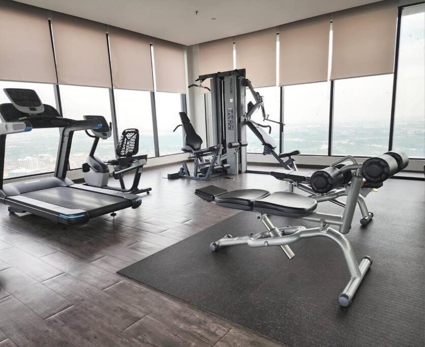 Luxury DoubleTree Hill10 Residence at i-City , free parking H2901 photo 7