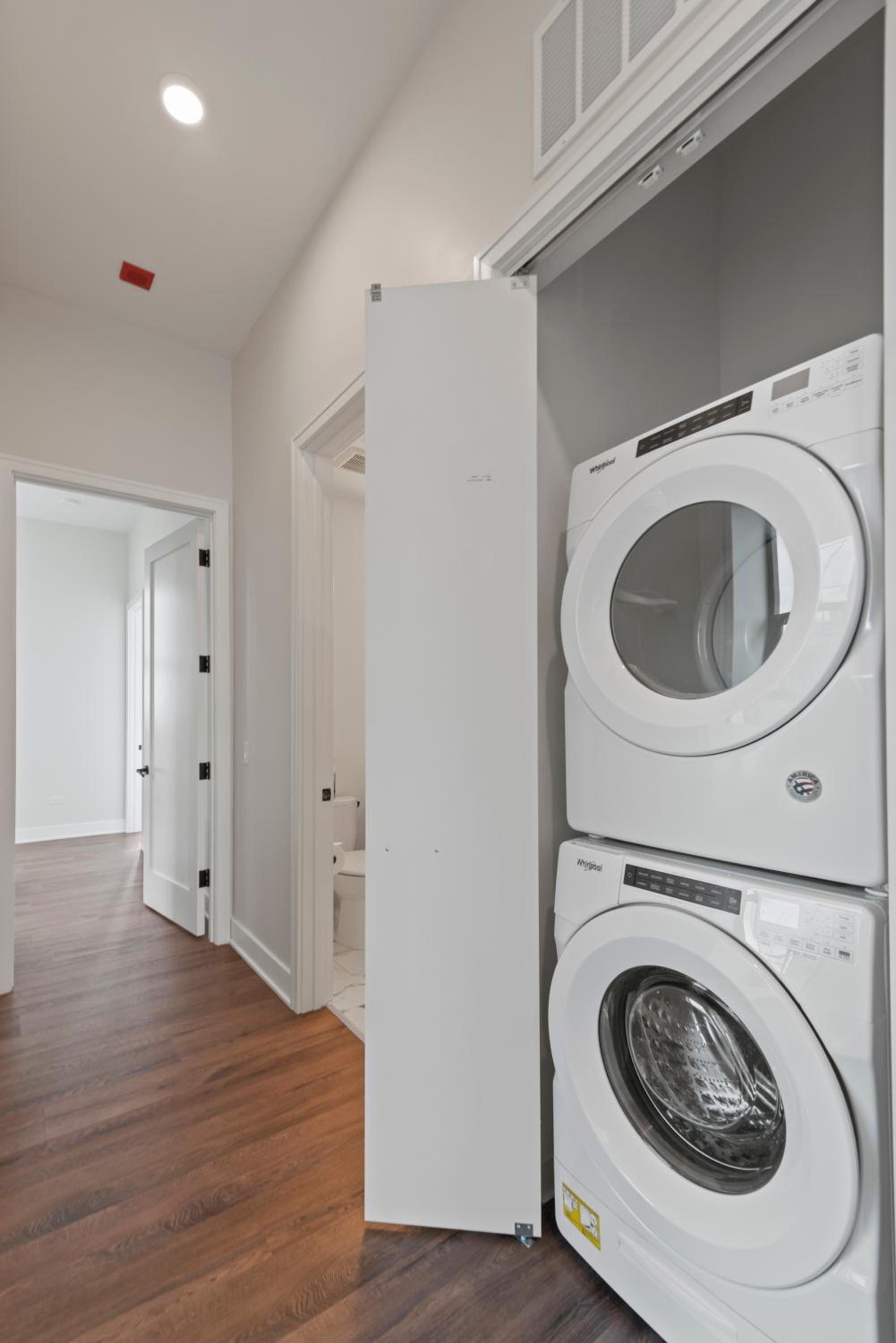 Avra Stylish Apartments Prime West Loop Location Near Union Park