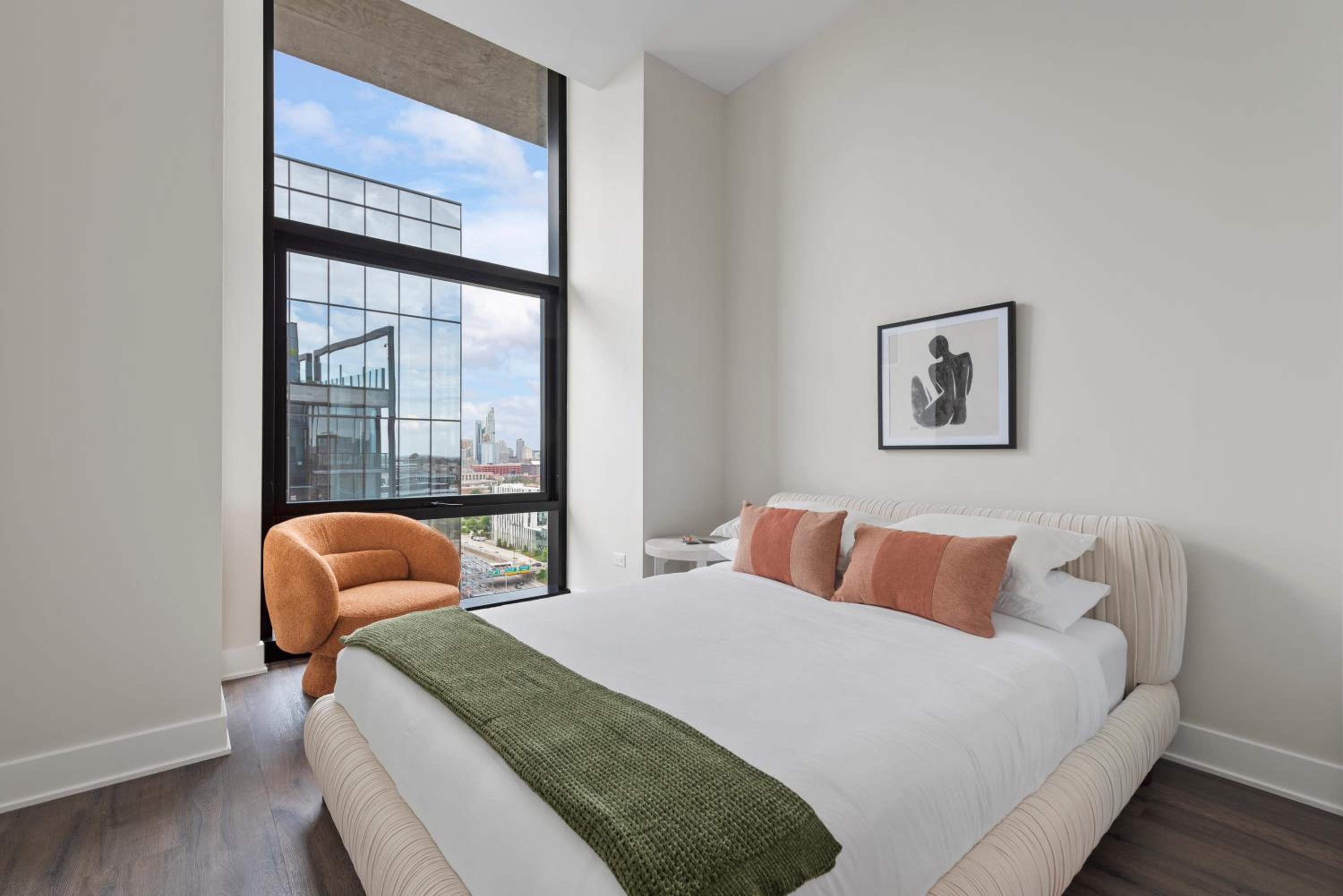 Avra Stylish Apartments Prime West Loop Location Near Union Park