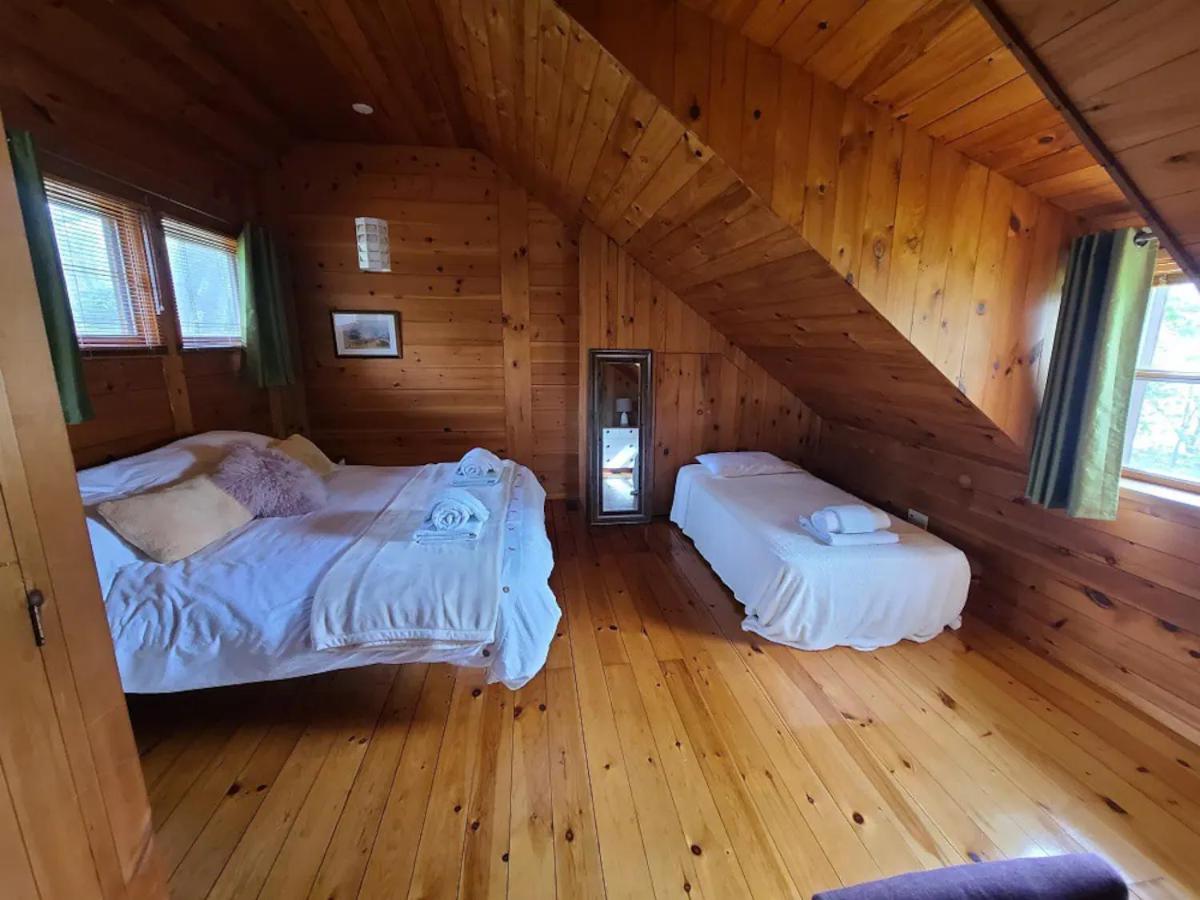 Lakefront Chalet in Montreal