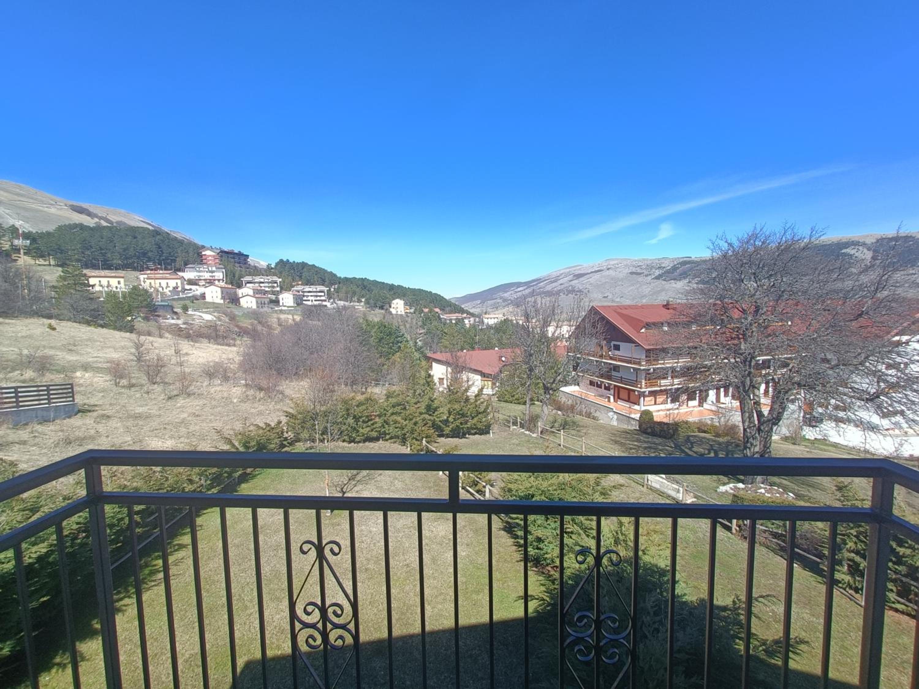 La Maison view 5