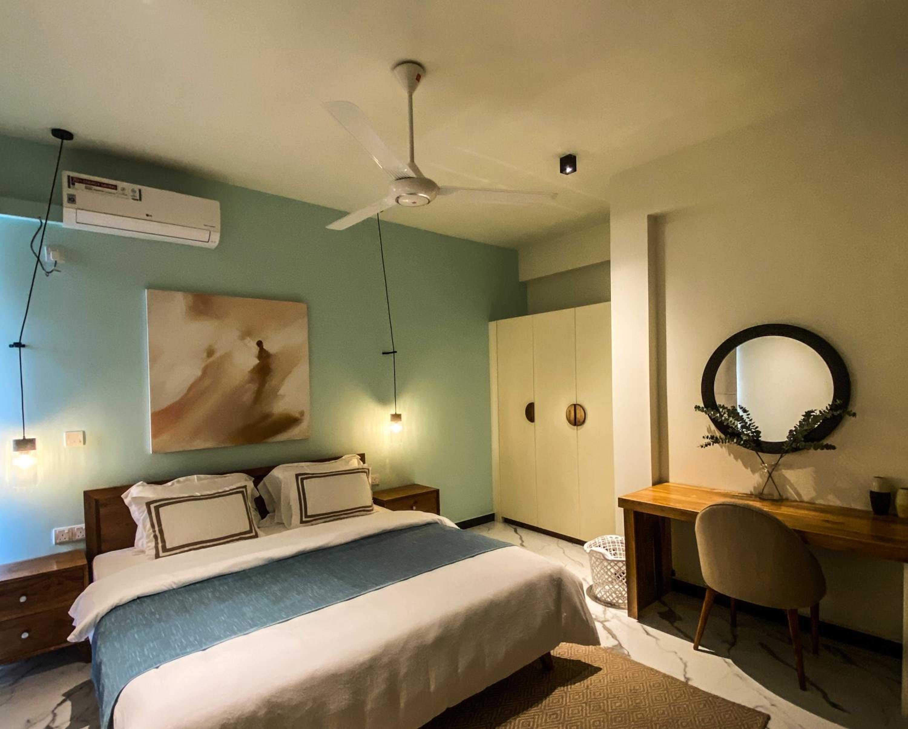 Marine Breeze Residencies Colombo view 5