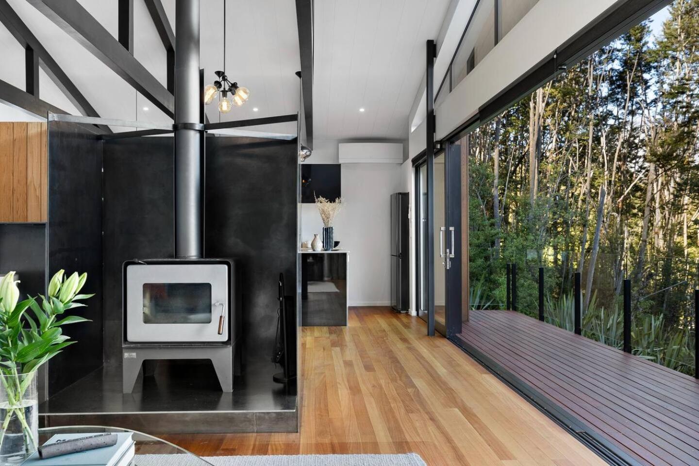 Serene Mountain Oasis Hideaway