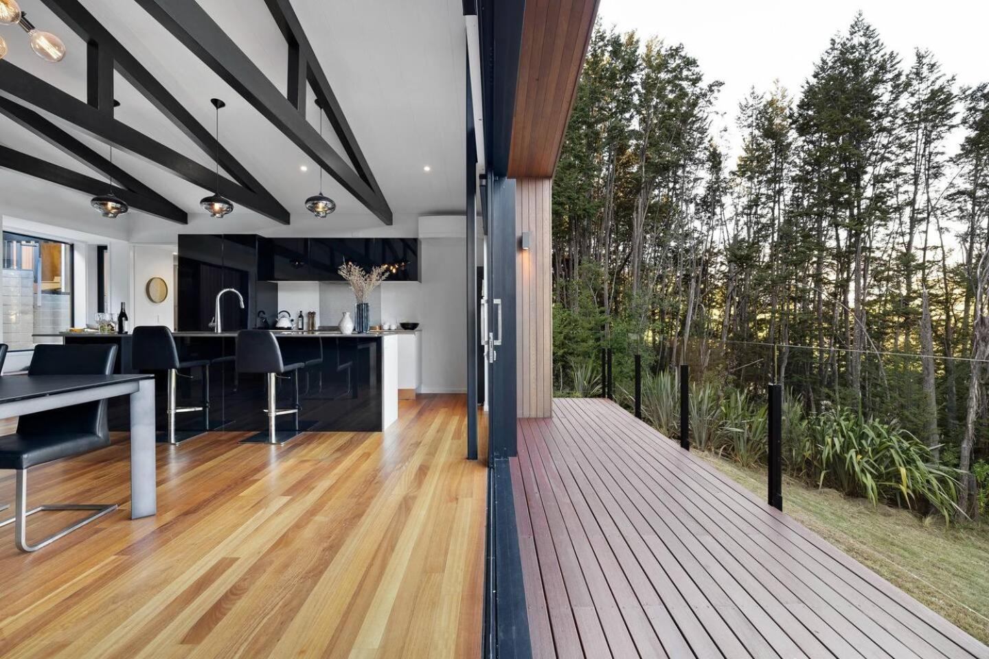 Serene Mountain Oasis Hideaway