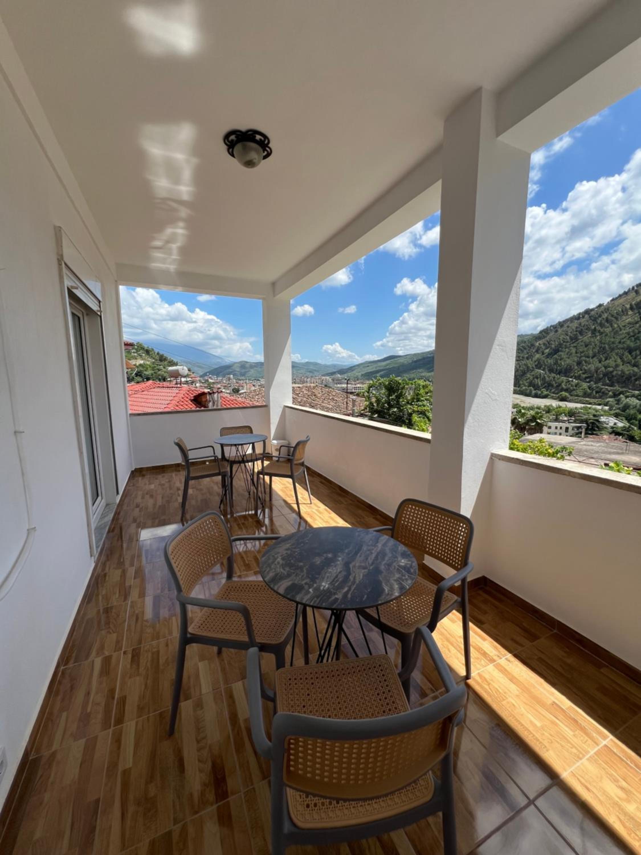 EK-Center Vila Berat