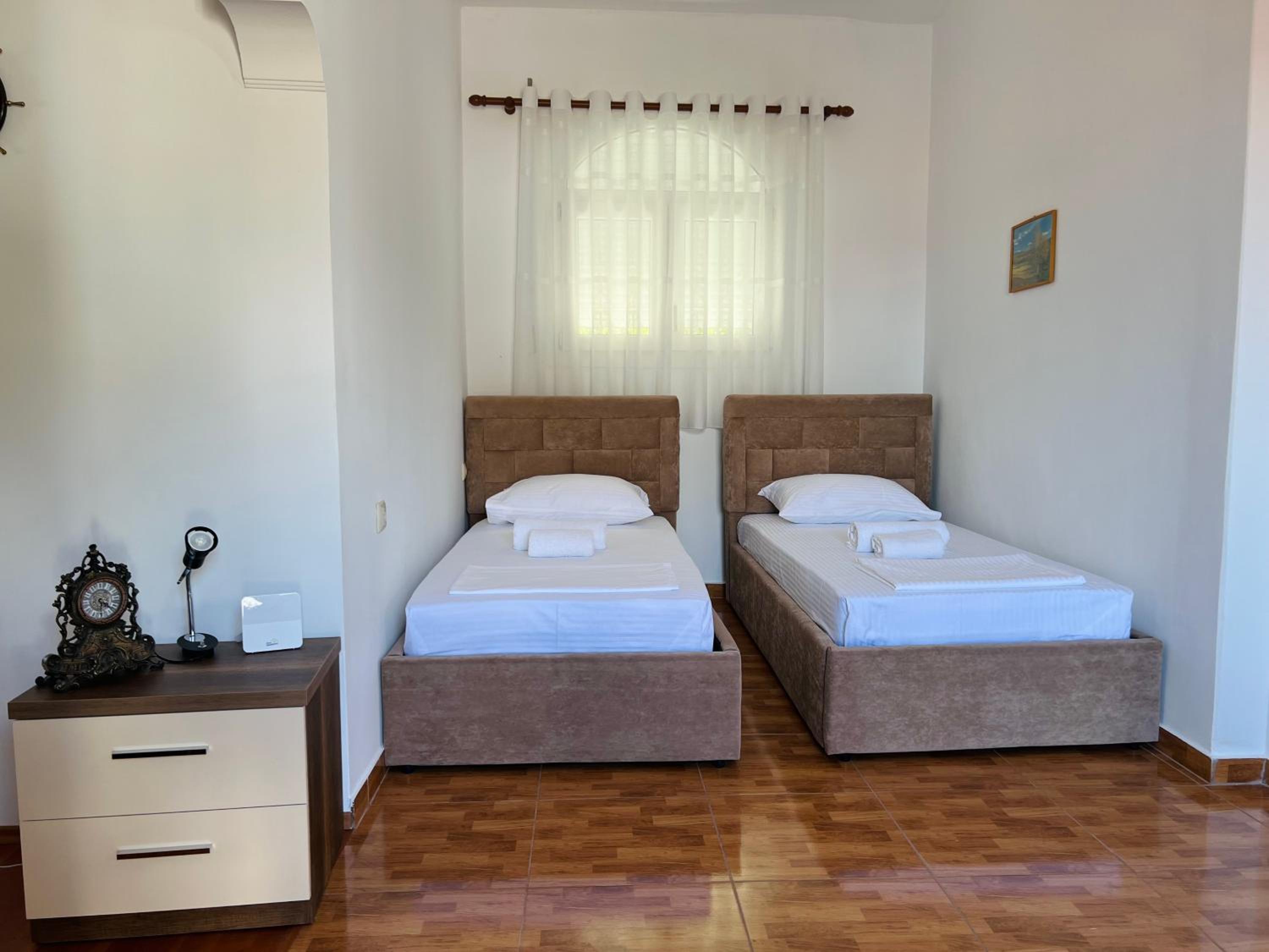 EK-Center Vila Berat
