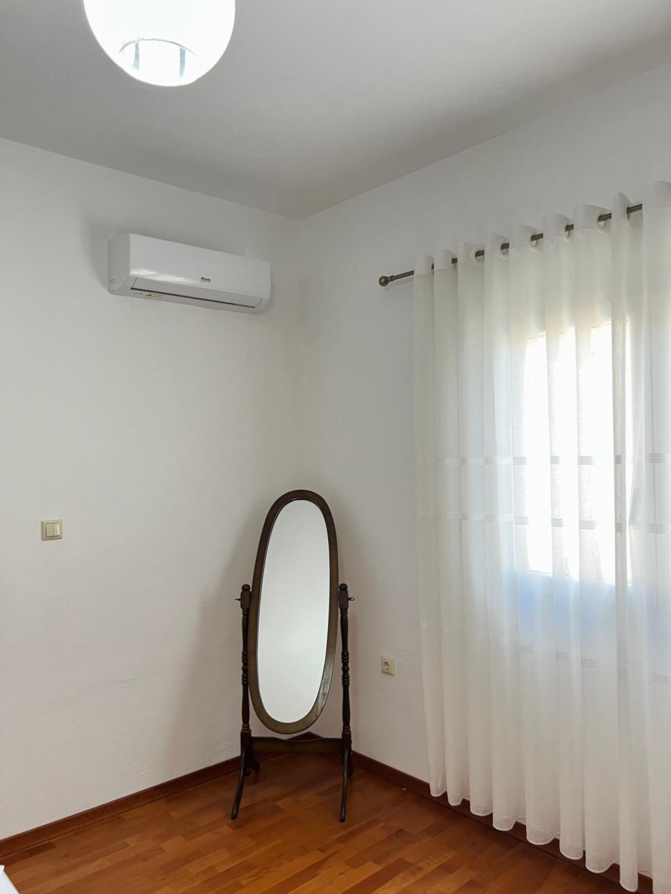 EK-Center Vila Berat