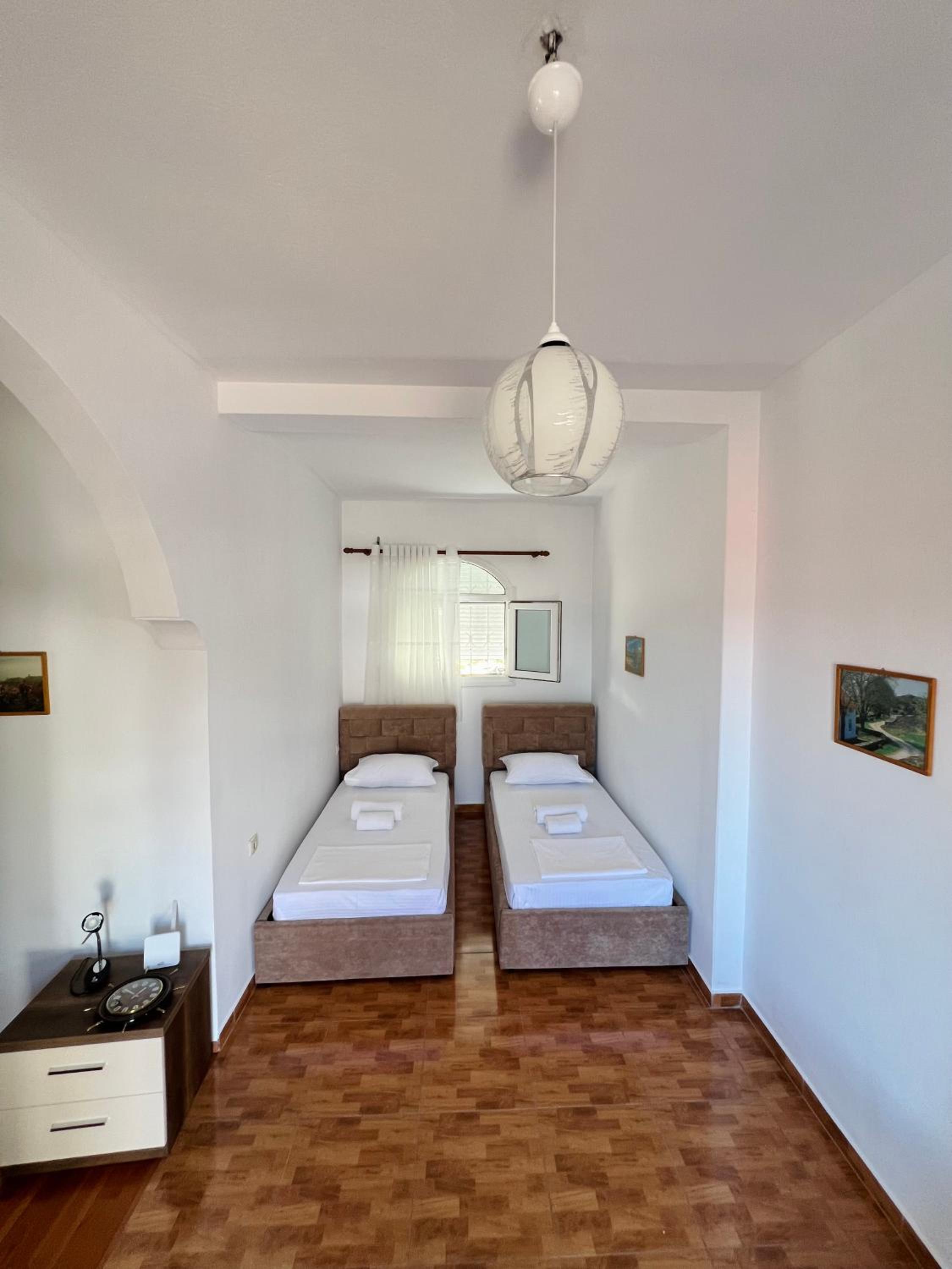 EK-Center Vila Berat