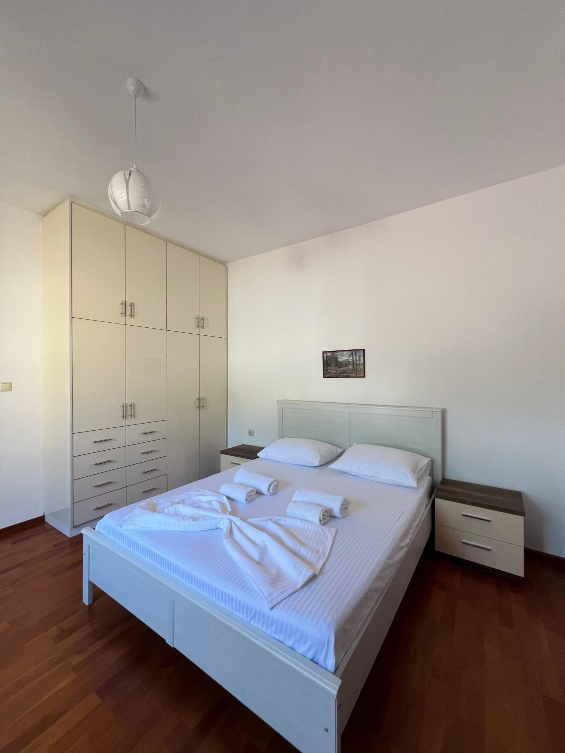 EK-Center Vila Berat
