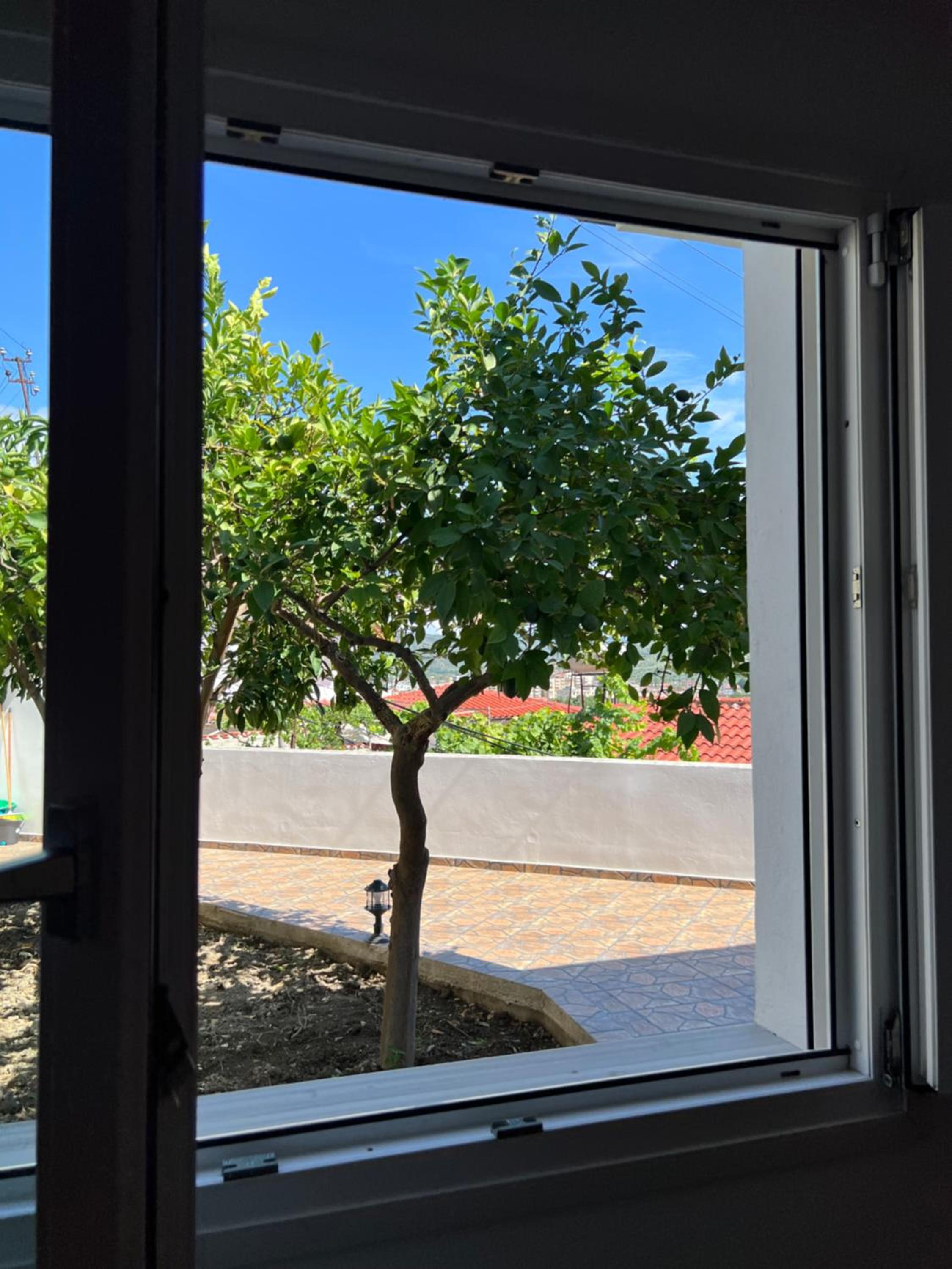 EK-Center Vila Berat