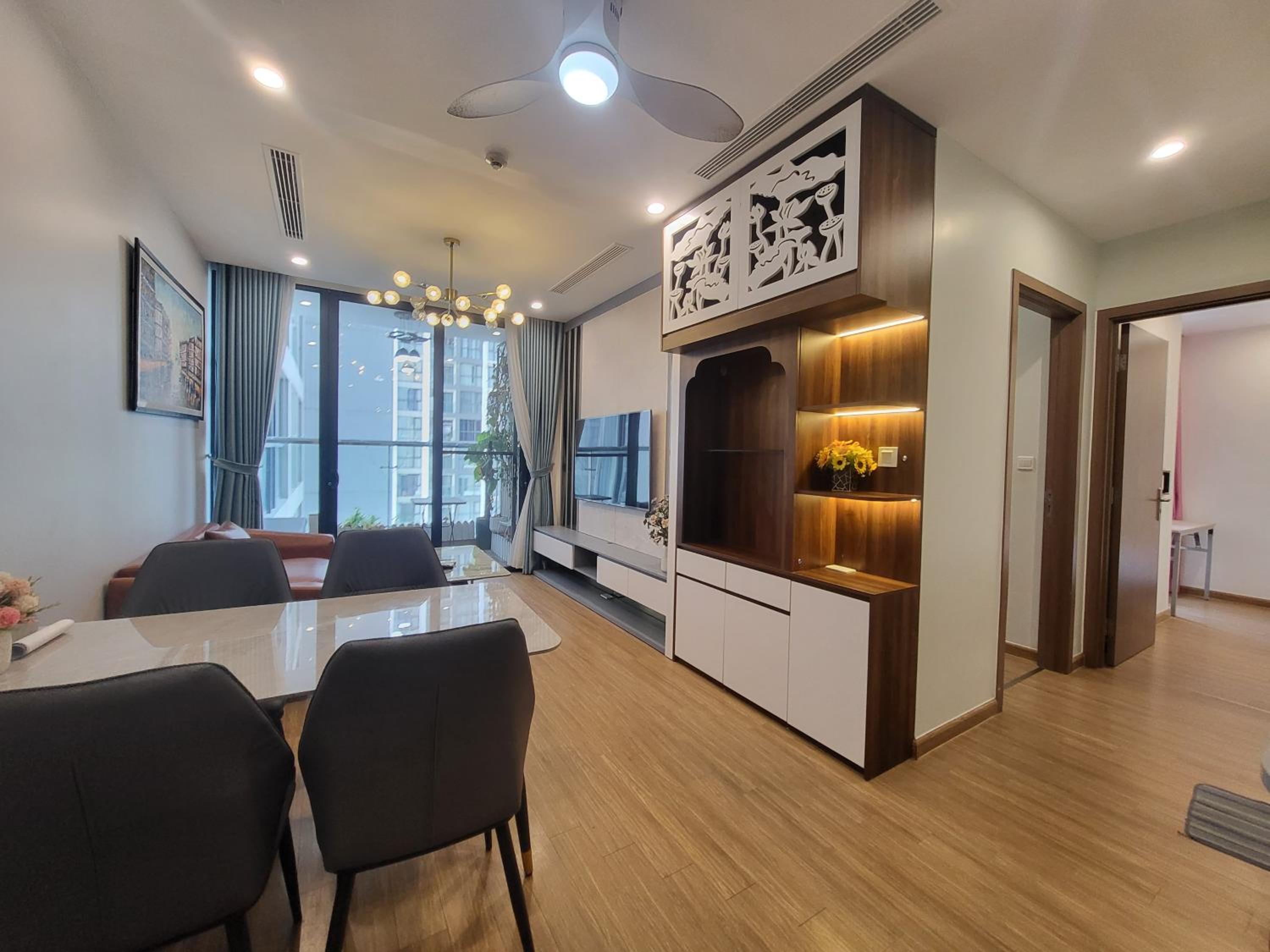 Căn hộ dịch vụ siêu đẹp Vinhomes Skylake gần sân vận động Mỹ Đình