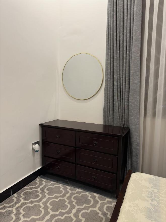Sleek One Bedroom Apartment - Kulambiro, Kampala view 2