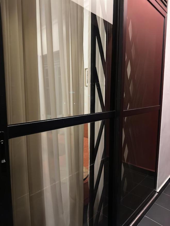 Sleek One Bedroom Apartment - Kulambiro, Kampala view 3