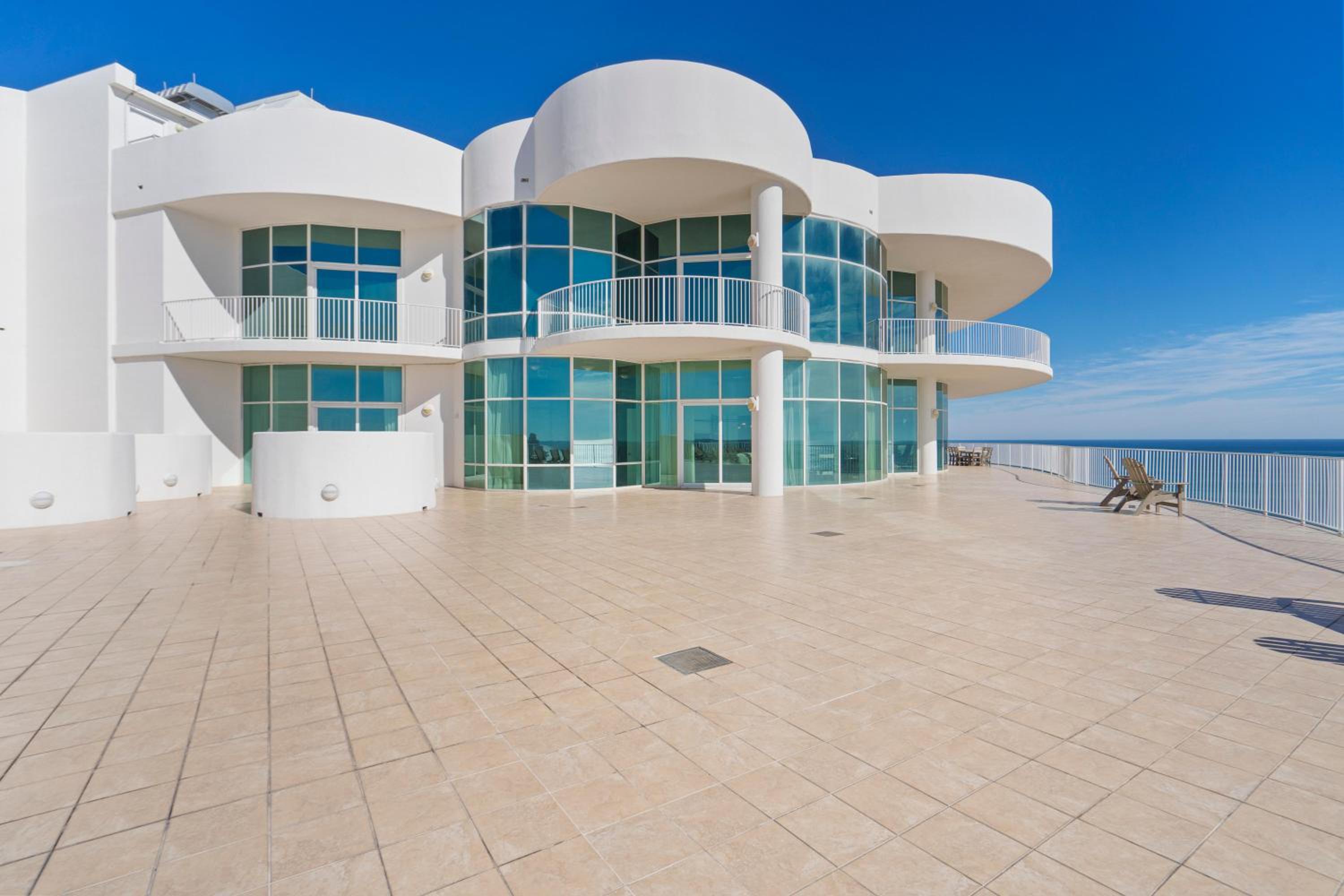 Turquoise Place 2304D Penthouse view 5