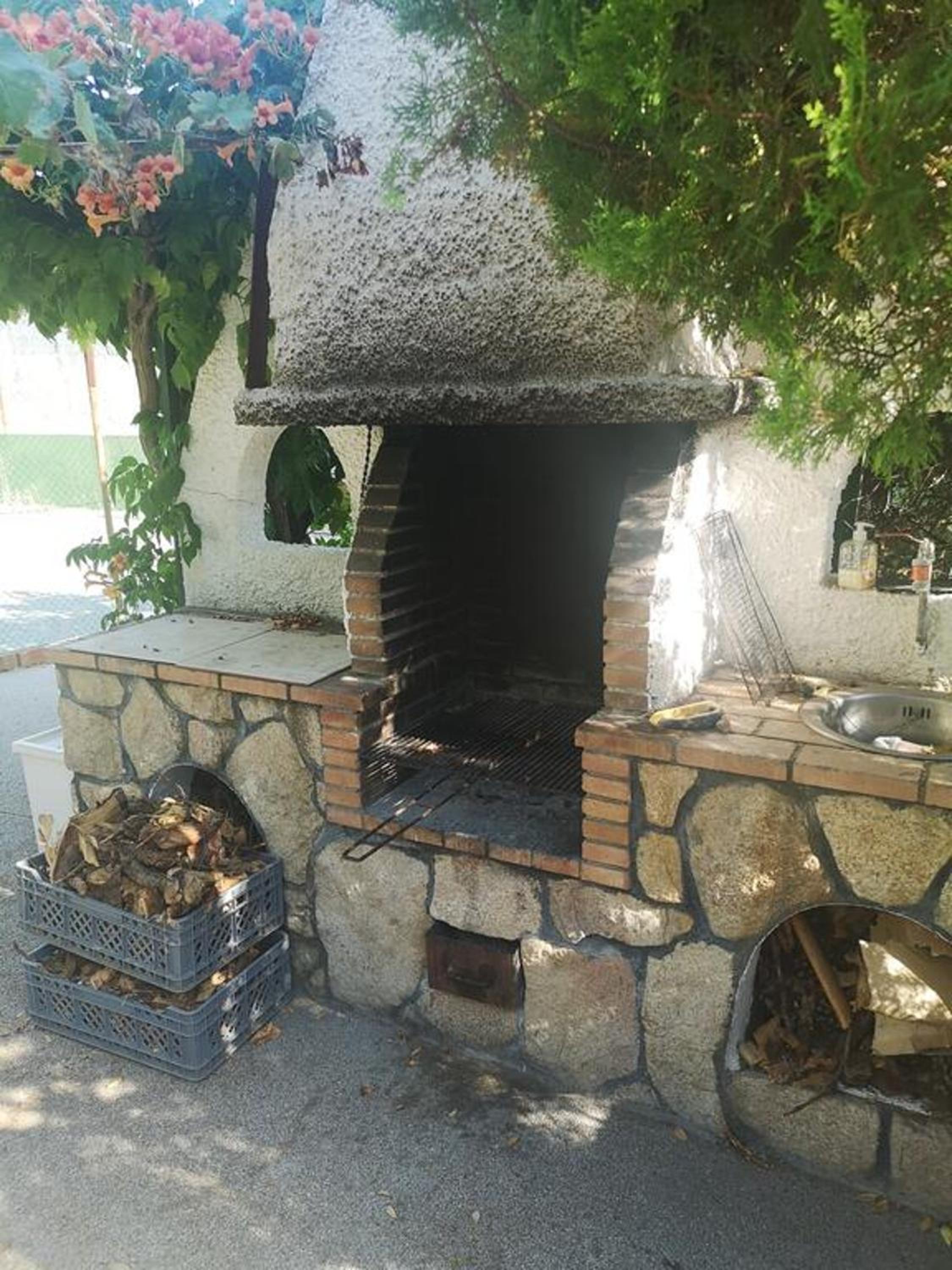 Cosy Apartment in Villaviciosa de Odón with Shared Pool