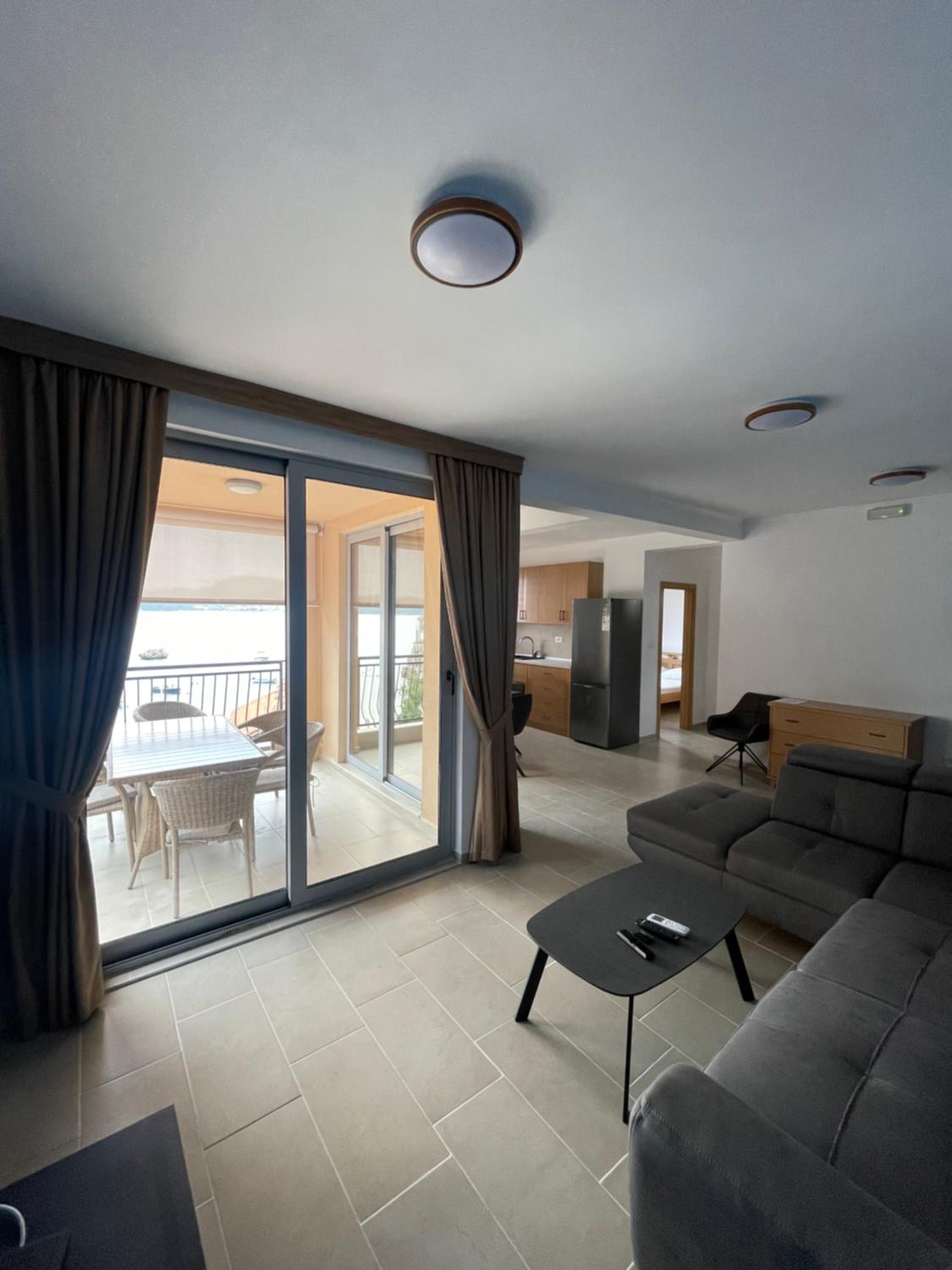 Apartment Tramontana - Konoba More