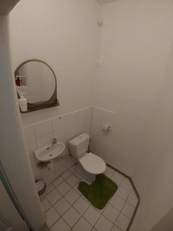 Cozy rooms, 10 min by walk to the Center