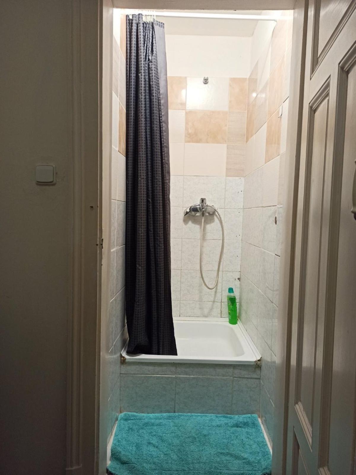 Cozy rooms, 10 min by walk to the Center