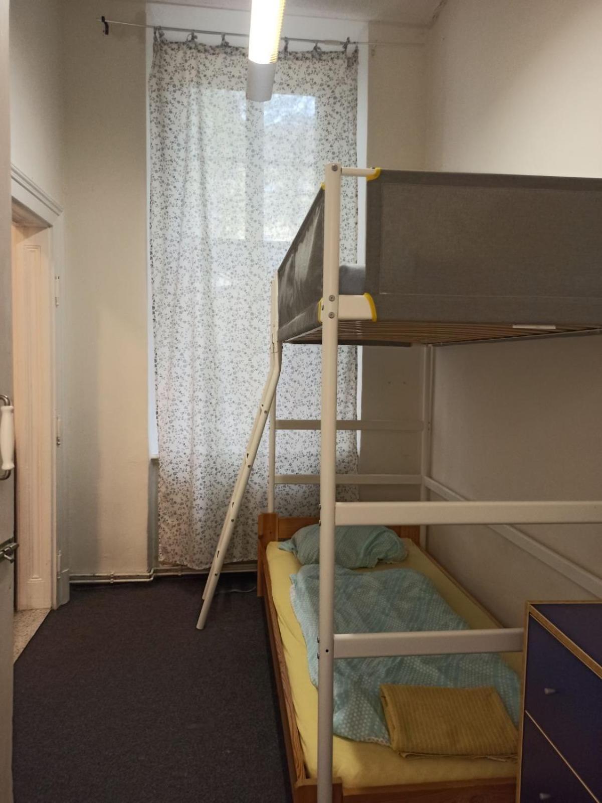Cozy rooms, 10 min by walk to the Center