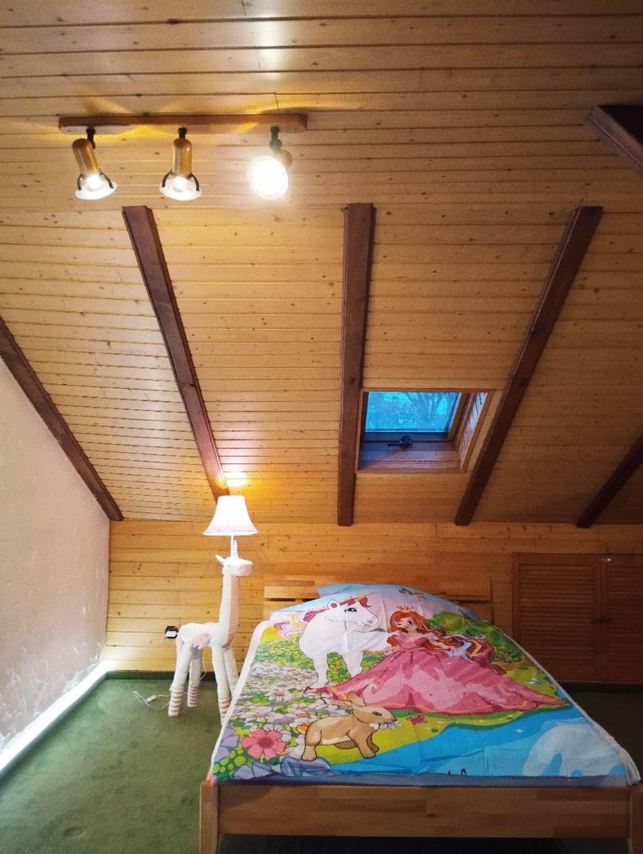 Traumhaftes Ferienhaus mit zwei Einheiten fur bis zu 10 Personen - Property Image 28