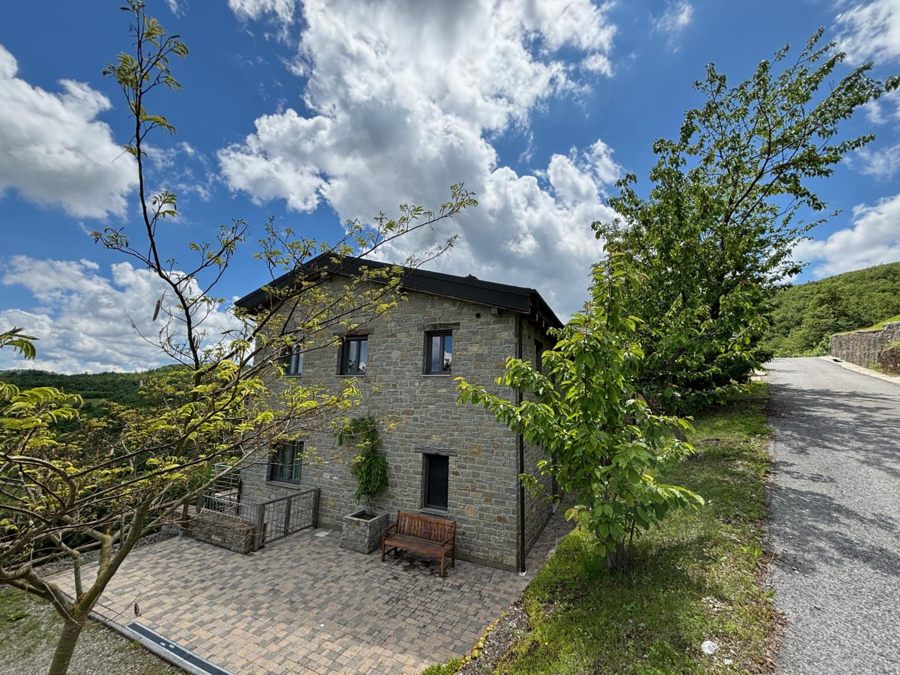 Hotel CIRIELLA VILLAGE - Image 1