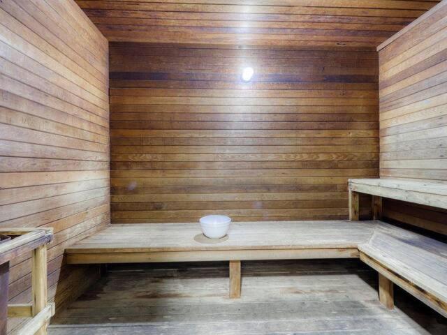 Summer House 1101A