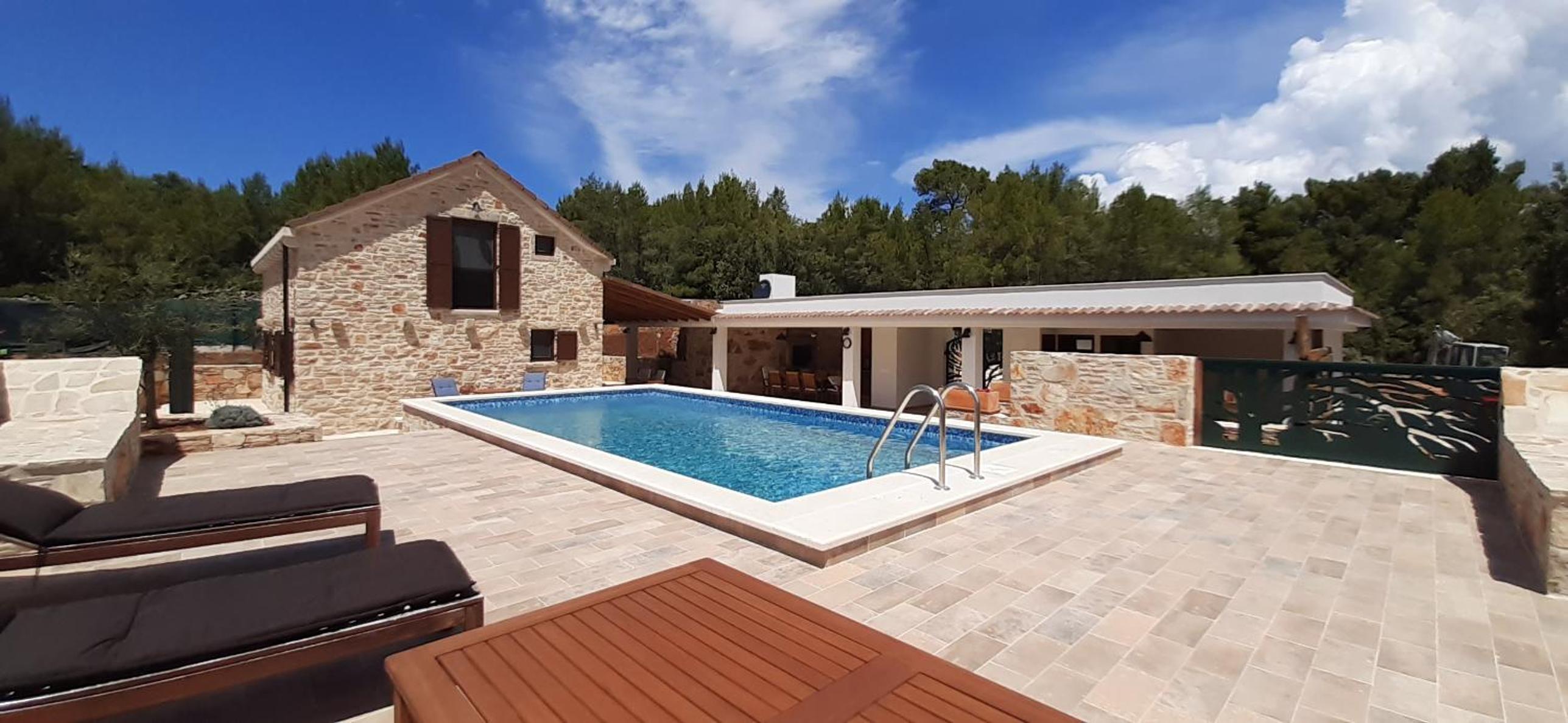 Fortuna house