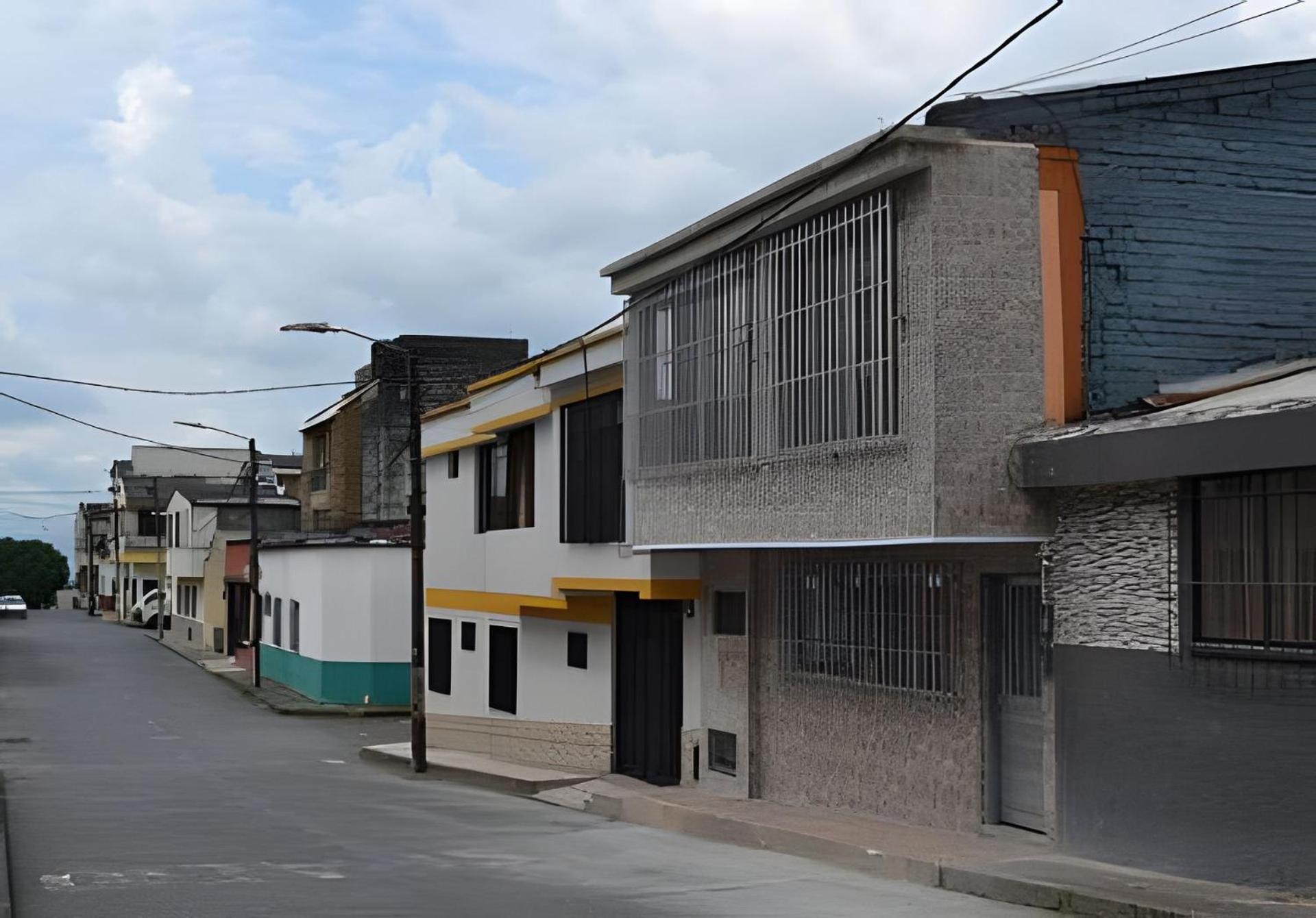 GURUS FR | Cómodo Edificio Casa Confort en Providencia