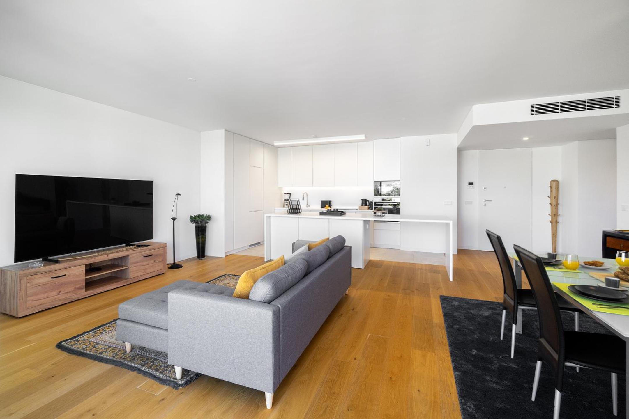WHome History and Comfort, Luxurious Living in Benfica view 5