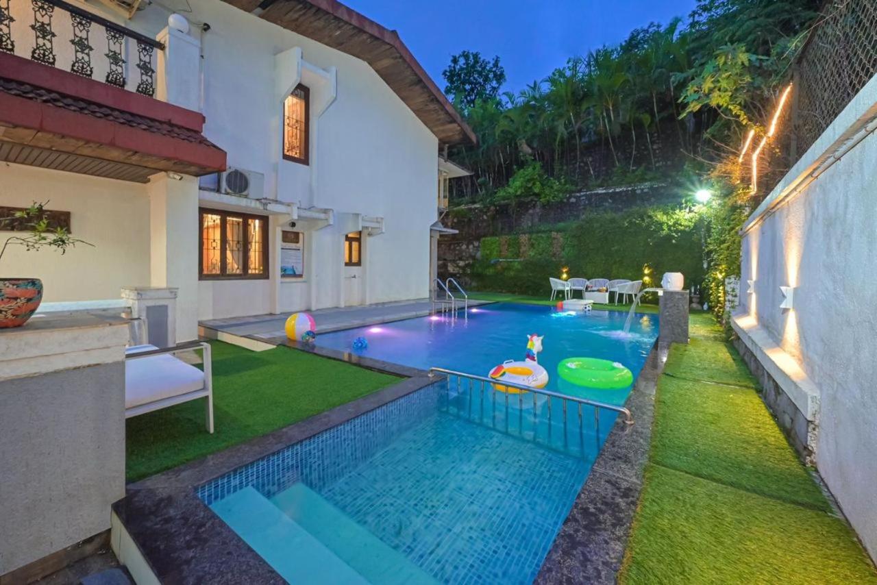 Godzilla Villa